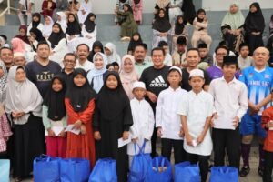 Bupati Maesyal Rasyid Rayakan Ulang Tahun Bersama 100 Anak Yatim