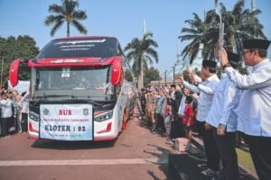 Wagub Banten Resmi Lepas 393 Jemaah Haji Kloter 02 JKG Kota Tangerang