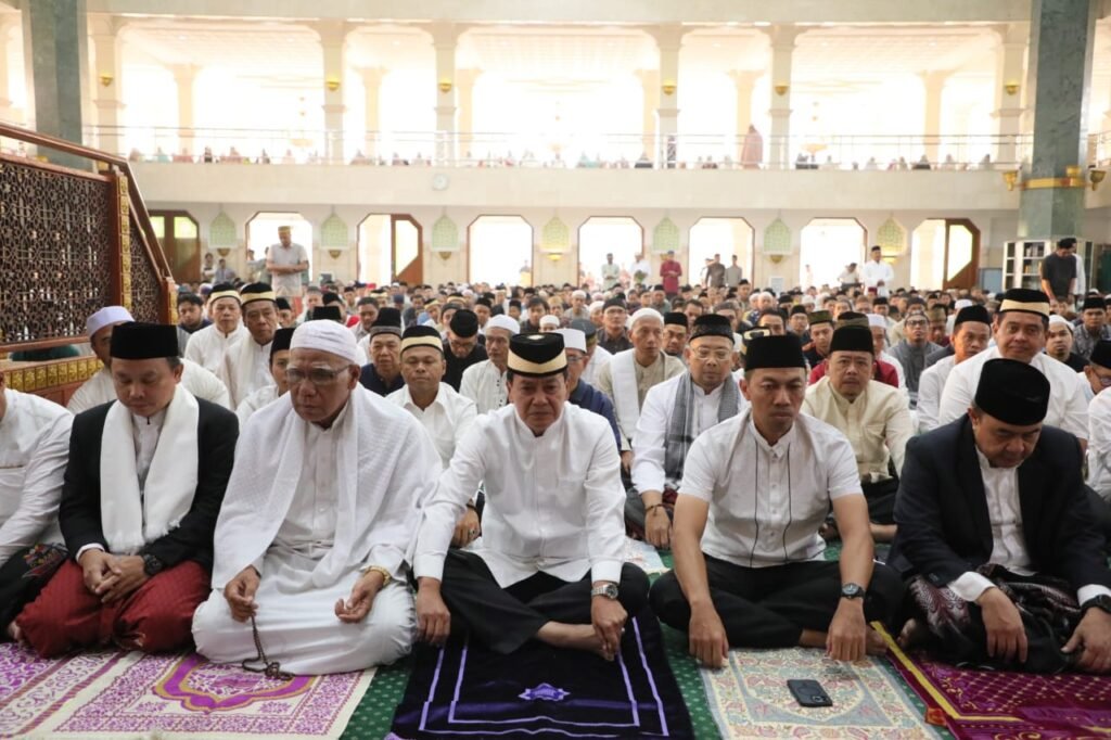 Ribuan Jamaah Hadiri Salat Idul Adha di Puspemkab Tangerang, Termasuk Bupati dan Wakil Bupati