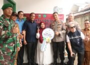 Bedah Rumah Hari Bhayangkara ke-79, Kapolres Serahkan Kunci Rumah Warga di Jatiuwung