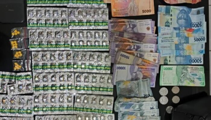 Grebek Toko Obat Berbahaya, Polisi Sita Ratusan Butir Tramadol dan Eximer