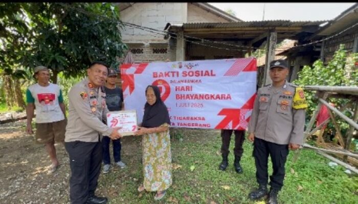 Kapolsek Tigaraksa dan Jajaran Gelar Bakti Sosial dalam Rangka HUT Bhayangkara ke-79