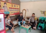 Sambang Warung Bhabinkamtibmas Anggota Polsek Balaraja Mengajak Jaga Kamtibmas di Wilayah