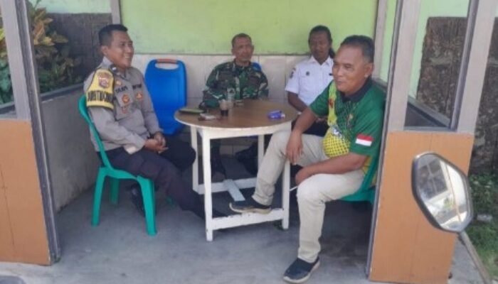 Ini Wujud Kedekatan Babinsa Koramil 05/Balaraja Komsos Dengan Juru Parkir