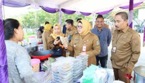 Jelang Idul Adha, Wabup Intan Tinjau Gerakan Pangan Murah di Tigaraksa