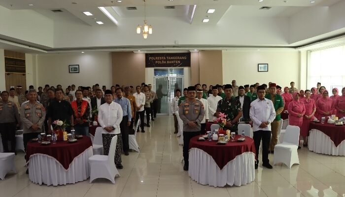 Doa Bersama Lintas Agama, Polresta Tangerang Kukuhkan Semangat Persatuan di Hari Bhayangkara ke-79