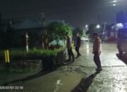 Peorsonil Polsek Balaraja Melaksanakan Rutinitas Patroli Dialogis & Pemantauan Debit Air di Wilayah
