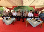 Kapolsek Tigaraksa Bersama Forkopimcam Ikuti Zoom Meeting di Lokasi Penanaman Jagung Hibrida Kuartal III di Desa Pematang