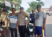 Bripka Hendrasari Berikan Motivasi Kepada Warga Di Desa Pagedangan Dalam Rangka POLIRAN