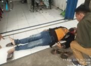 Dalam Waktu Hitungan Jam Puluhan Pengendara motor  Terjatuh Diduga Korban Ceceran Tanah Aktivitas Urugan Dijalan Raya Cisoka Adiyasa Tepatnya Di Desa Cibugel