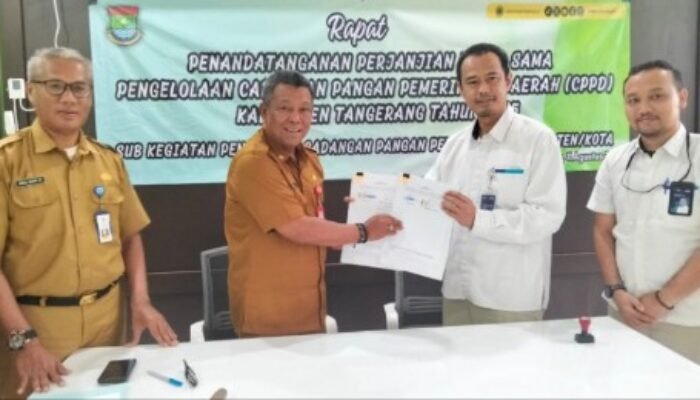 DPKP dan Bulog Tanda Tangani Kerja Sama Pengelolaan Cadangan Pangan