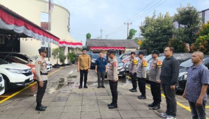Polsek Cikupa Gelar Apel Pagi, Kapolsek Tekankan Disiplin dan Respon Cepat Aduan Masyarakat