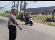 Polsek Kronjo Gelar Strong Point Atur Lalin Pagi Hari
