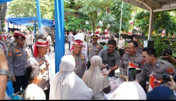 Alumni Akpol 90 Hadirkan Pasar Murah di Pedurungan, Warga Antusias Nikmati Harga Bersahabat