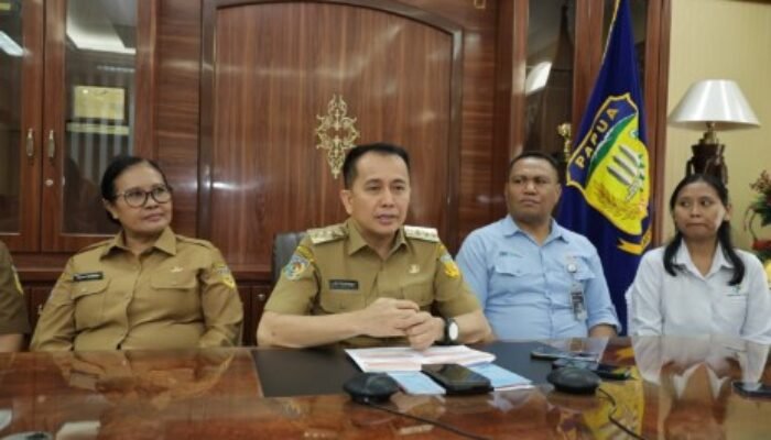 Inflasi di Papua Terkendali, Pj Gubernur Agus Fatoni Pastikan Stok Beras Aman dan Harga Terkendali