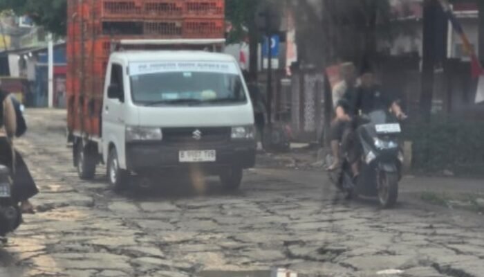 Pembangunan Jalan Ptovinsi di cisoka Terkesan Tidak Profesional, Alamsyah: “Masyarakat Jangan Jadi Korban” Akibat Persiapan Pelaksaan Yang Tidak Matang