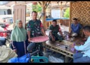 Babinsa Koramil 14/Panongan Melaksanakan Pendampingan UMKM Produksi Makanan Tradisional Rengginang