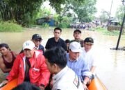 Tinjau Lokasi Banjir di Nyompok Girang, Bupati Tangerang Tegaskan Akses Warga Terputus Akibat Jembatan Terendam