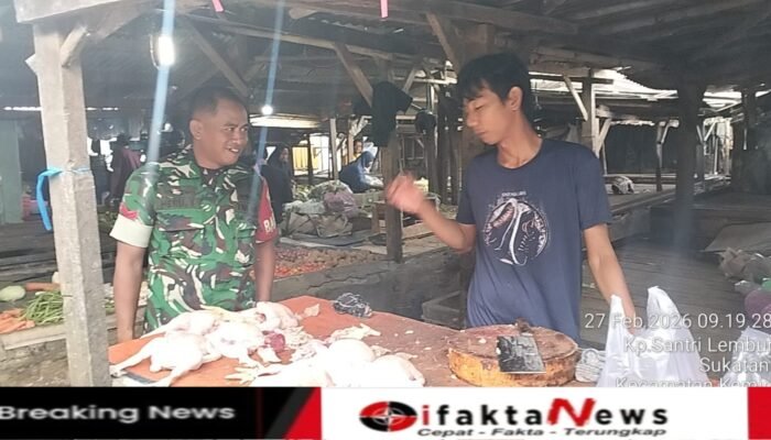 Babinsa Pantau Harga Sembako di Pasar Selama Bulan Suci Ramadhan
