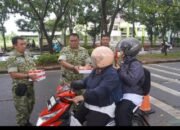 Prajurit Kodim 0510 Tigaraksa Gelar Aksi Jumat Berkah