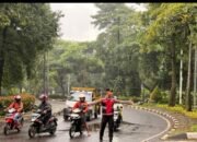 Tingkatkan Pelayanan Publik, Detasemen Perintis Dirsamapta Korsabhara Baharkam Polri Gelar Gatur Lalin dan Pembenahan Mako