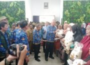 Bantu Warga Pra Sejahtera, Bupati Tangerang Rudy Maesyal Salurkan Bantuan Pangan Beras CPPD 50 Ton