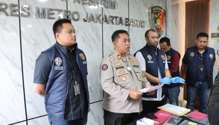 Polres Metro Jakbar Bongkar Penipuan “Black Dollar”, WNA Korea Rugi Rp1,6 Miliar