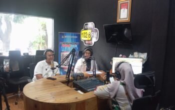 Propam Polda Banten Permudah Layanan Pengaduan Masyarakat Melalui QR Code dalam Talkshow Radio Serang Gawe